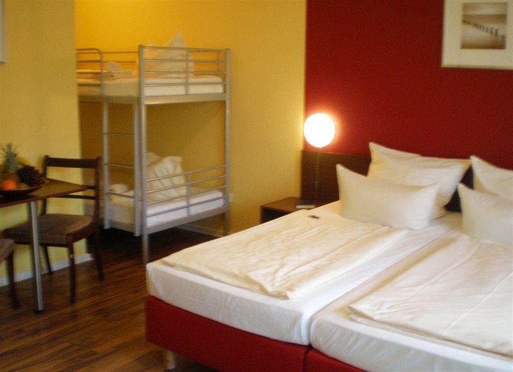 Alecsa Hotel Am Olympiastadion Berlino Esterno foto