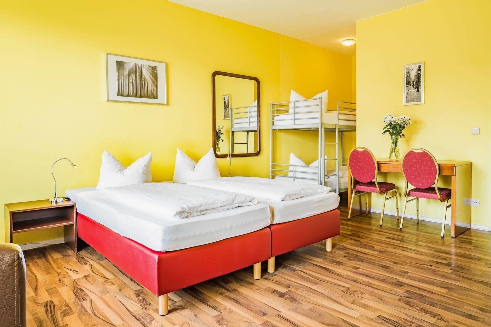 Alecsa Hotel Am Olympiastadion Berlino Esterno foto